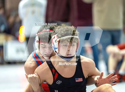 Thumbnail 1 in Hoover vs Independence (WV Army National Guard Duals) photogallery.