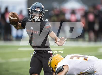 Thumbnail 3 in Davison vs. Southfield Arts & Tech photogallery.