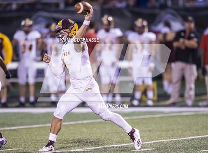 Thumbnail 3 in Davison vs. Southfield Arts & Tech photogallery.