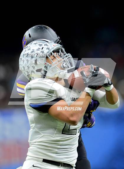 Thumbnail 3 in Lakeshore vs. Edna Karr (LHSAA 4A Final)  photogallery.
