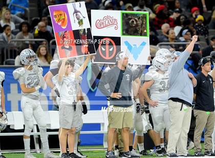 Thumbnail 3 in Lakeshore vs. Edna Karr (LHSAA 4A Final)  photogallery.