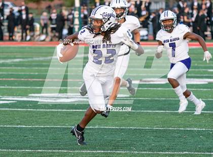 Thumbnail 3 in Ben Davis @ Lawrence North photogallery.