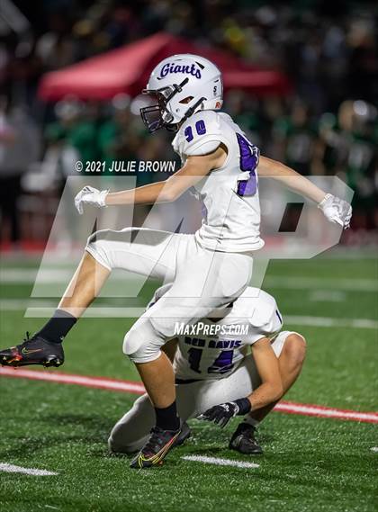 Thumbnail 1 in Ben Davis @ Lawrence North photogallery.