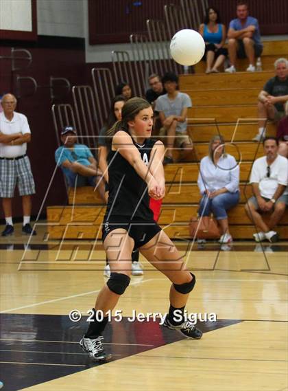 Thumbnail 2 in El Dorado @ Woodcreek photogallery.