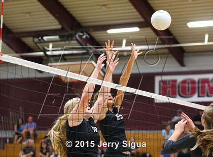 Thumbnail 2 in El Dorado @ Woodcreek photogallery.