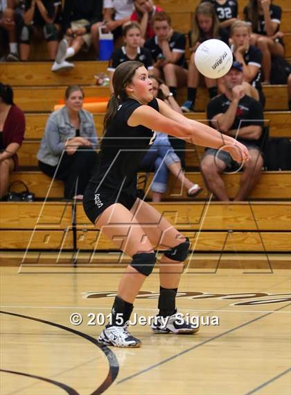 Thumbnail 1 in El Dorado @ Woodcreek photogallery.