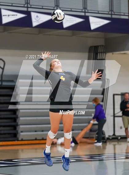 Thumbnail 2 in Castle vs. Yorktown (Bulldog Challenge) photogallery.