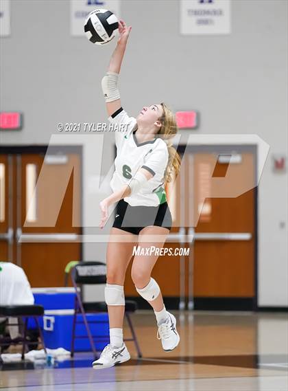Thumbnail 2 in Castle vs. Yorktown (Bulldog Challenge) photogallery.