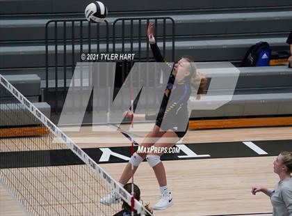 Thumbnail 2 in Castle vs. Yorktown (Bulldog Challenge) photogallery.