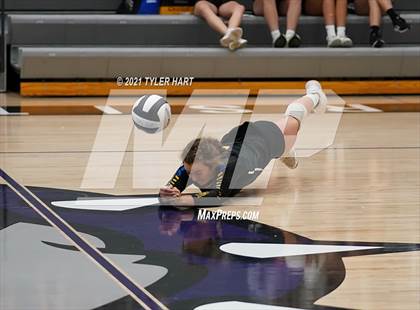 Thumbnail 1 in Castle vs. Yorktown (Bulldog Challenge) photogallery.