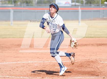 Thumbnail 2 in Cactus vs. Mountain Pointe (Dobson/Westwood Invitational) photogallery.