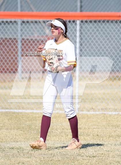 Thumbnail 2 in Cactus vs. Mountain Pointe (Dobson/Westwood Invitational) photogallery.