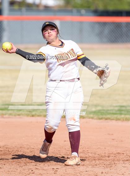 Thumbnail 2 in Cactus vs. Mountain Pointe (Dobson/Westwood Invitational) photogallery.
