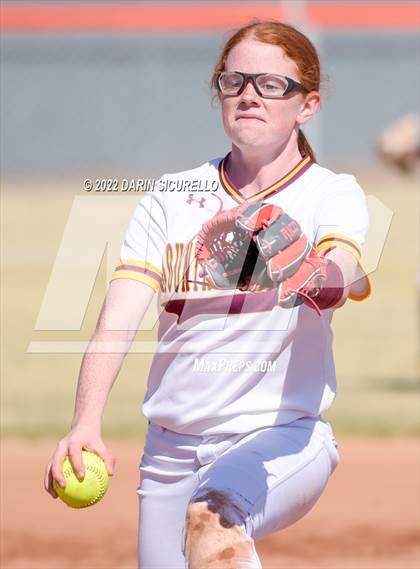 Thumbnail 3 in Cactus vs. Mountain Pointe (Dobson/Westwood Invitational) photogallery.