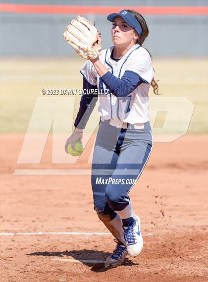Thumbnail 1 in Cactus vs. Mountain Pointe (Dobson/Westwood Invitational) photogallery.