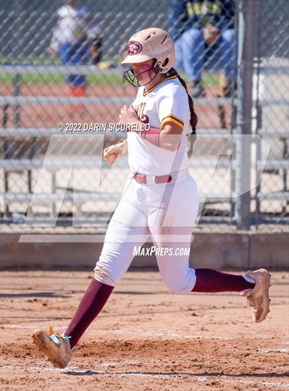 Thumbnail 1 in Cactus vs. Mountain Pointe (Dobson/Westwood Invitational) photogallery.