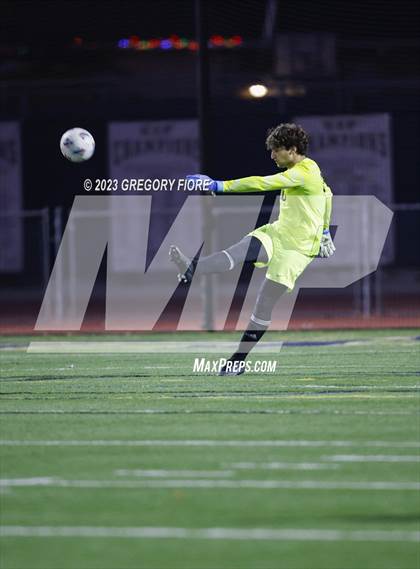 Thumbnail 1 in Harvard-Westlake @ Notre Dame (SO) photogallery.
