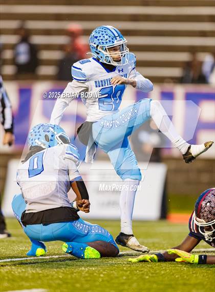 Thumbnail 3 in Strom Thurmond vs Hampton County (SCHSL 2A Final) photogallery.
