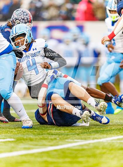 Thumbnail 3 in Strom Thurmond vs Hampton County (SCHSL 2A Final) photogallery.