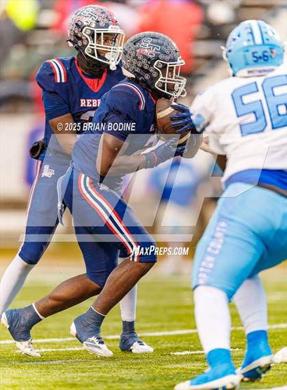 Thumbnail 1 in Strom Thurmond vs Hampton County (SCHSL 2A Final) photogallery.