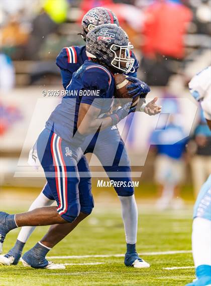 Thumbnail 3 in Strom Thurmond vs Hampton County (SCHSL 2A Final) photogallery.
