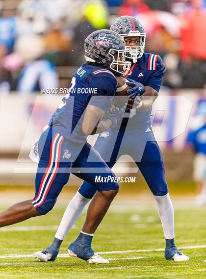 Thumbnail 2 in Strom Thurmond vs Hampton County (SCHSL 2A Final) photogallery.