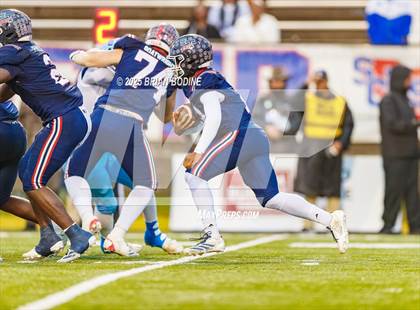 Thumbnail 3 in Strom Thurmond vs Hampton County (SCHSL 2A Final) photogallery.