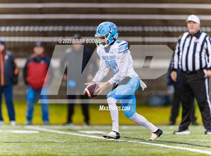 Thumbnail 1 in Strom Thurmond vs Hampton County (SCHSL 2A Final) photogallery.