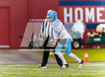 Thumbnail 3 in Strom Thurmond vs Hampton County (SCHSL 2A Final) photogallery.