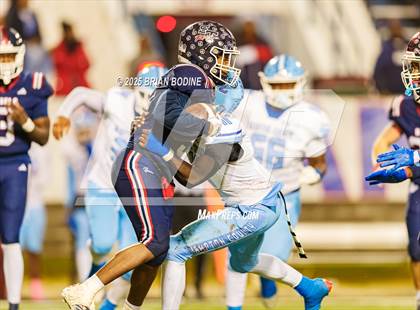 Thumbnail 1 in Strom Thurmond vs Hampton County (SCHSL 2A Final) photogallery.