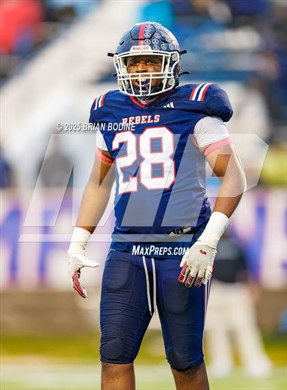 Thumbnail 2 in Strom Thurmond vs Hampton County (SCHSL 2A Final) photogallery.