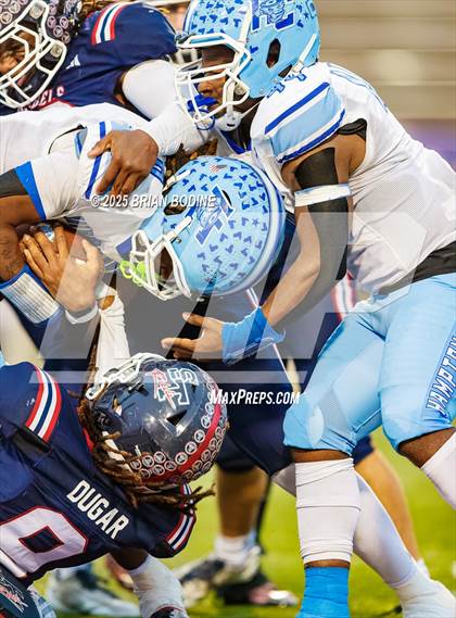 Thumbnail 3 in Strom Thurmond vs Hampton County (SCHSL 2A Final) photogallery.