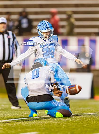 Thumbnail 1 in Strom Thurmond vs Hampton County (SCHSL 2A Final) photogallery.