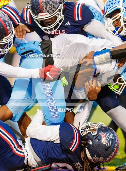 Thumbnail 2 in Strom Thurmond vs Hampton County (SCHSL 2A Final) photogallery.