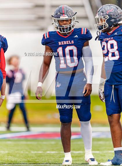 Thumbnail 1 in Strom Thurmond vs Hampton County (SCHSL 2A Final) photogallery.