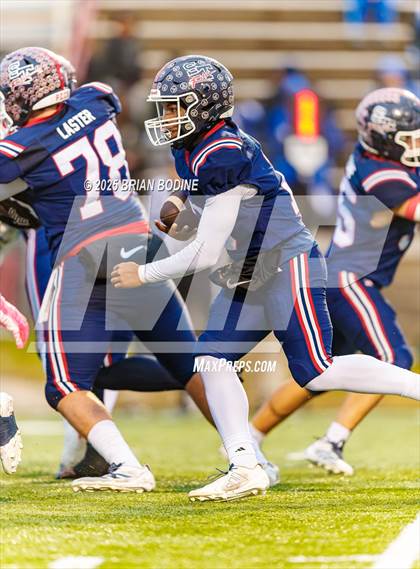 Thumbnail 1 in Strom Thurmond vs Hampton County (SCHSL 2A Final) photogallery.