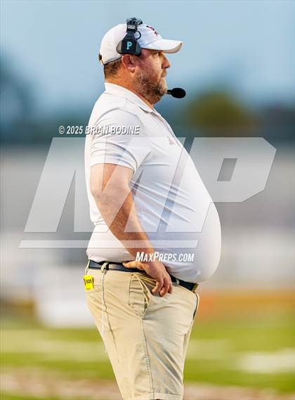 Thumbnail 3 in Strom Thurmond vs Hampton County (SCHSL 2A Final) photogallery.