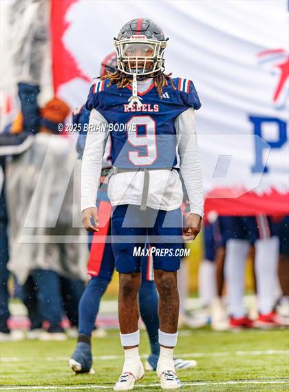 Thumbnail 2 in Strom Thurmond vs Hampton County (SCHSL 2A Final) photogallery.