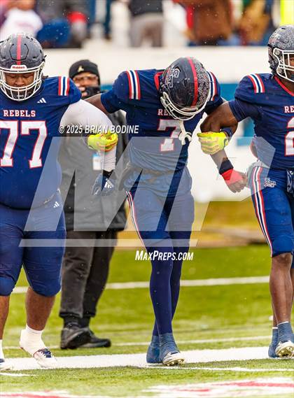 Thumbnail 2 in Strom Thurmond vs Hampton County (SCHSL 2A Final) photogallery.