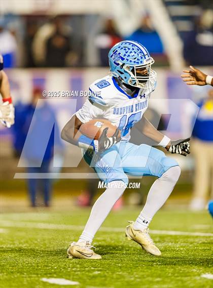 Thumbnail 1 in Strom Thurmond vs Hampton County (SCHSL 2A Final) photogallery.