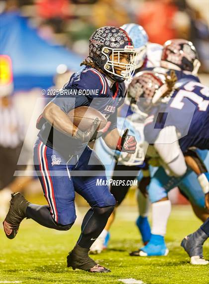 Thumbnail 2 in Strom Thurmond vs Hampton County (SCHSL 2A Final) photogallery.