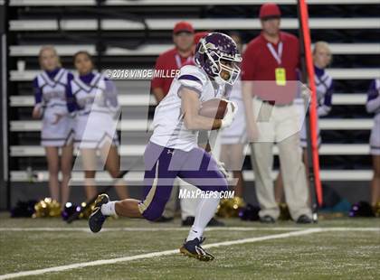 Thumbnail 3 in Union vs. Lake Stevens (WIAA 4A Final)  photogallery.