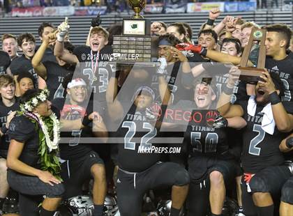 Thumbnail 1 in Union vs. Lake Stevens (WIAA 4A Final)  photogallery.