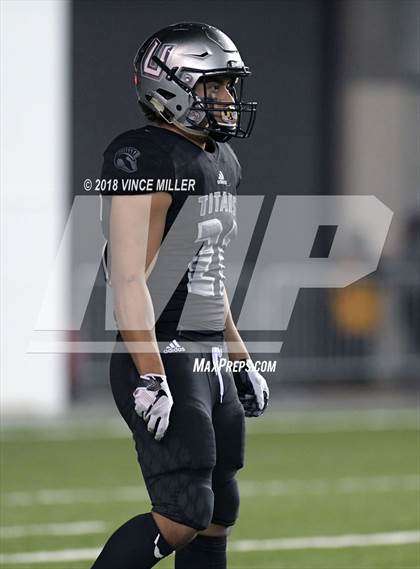 Thumbnail 3 in Union vs. Lake Stevens (WIAA 4A Final)  photogallery.