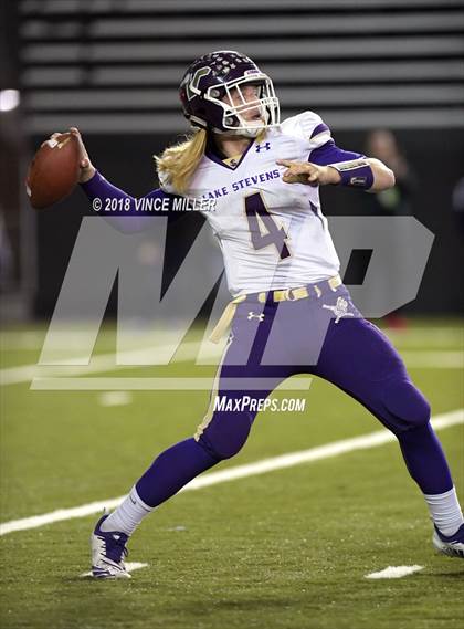 Thumbnail 2 in Union vs. Lake Stevens (WIAA 4A Final)  photogallery.