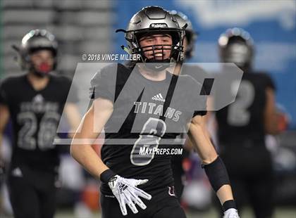 Thumbnail 1 in Union vs. Lake Stevens (WIAA 4A Final)  photogallery.
