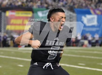 Thumbnail 2 in Union vs. Lake Stevens (WIAA 4A Final)  photogallery.