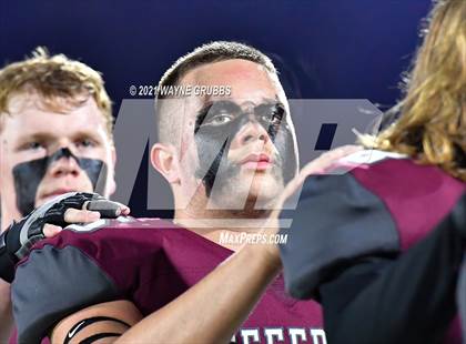 Thumbnail 3 in Mount Vernon @ Jefferson (UIL 3A Bi-District Playoff) photogallery.