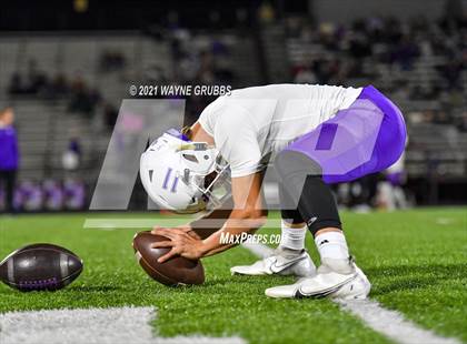 Thumbnail 1 in Mount Vernon @ Jefferson (UIL 3A Bi-District Playoff) photogallery.