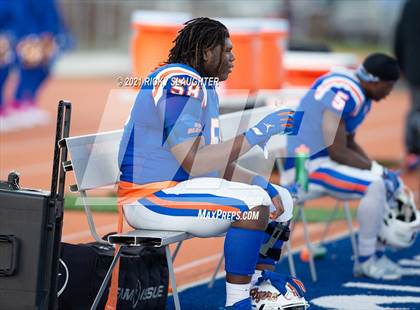 Thumbnail 1 in Riverside-Brookfield @ East St. Louis (IHSA 6A First Round Playoff) photogallery.